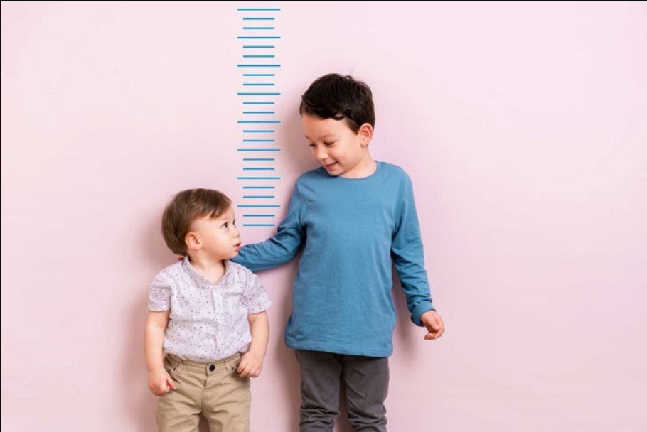 Trẻ em thừa canxi có thể dễ bị lùn hơn các trẻ khác